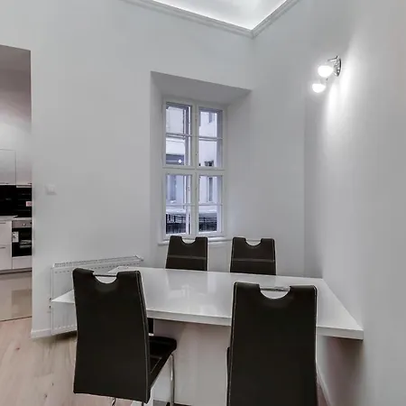 Apartment Pelicanstay At 5th District *