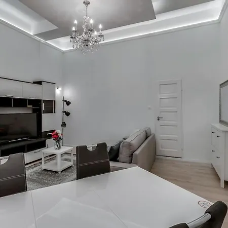 Pelicanstay At 5th District Apartment Budapest